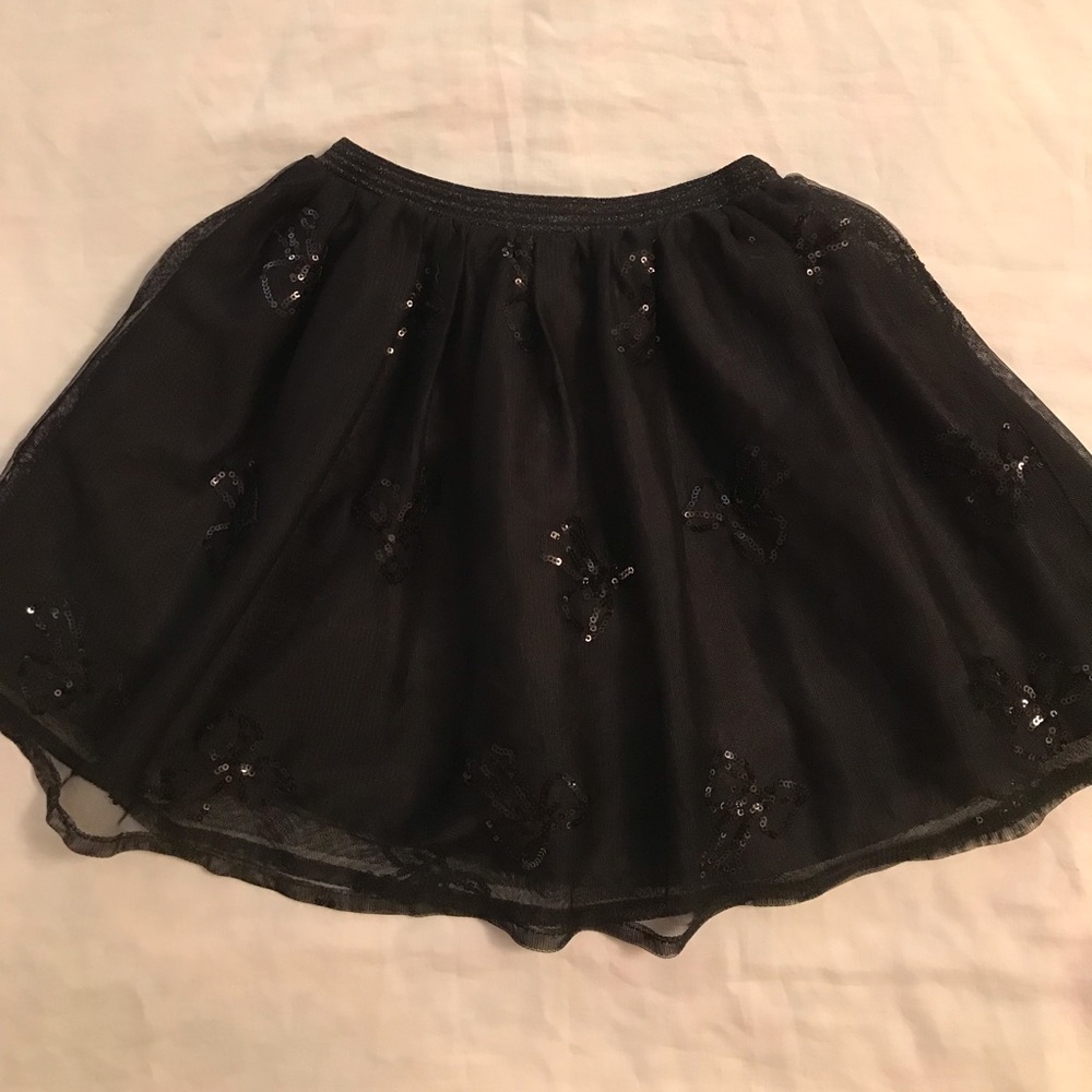 Girl’s Black tutu lined skirt. Size 5